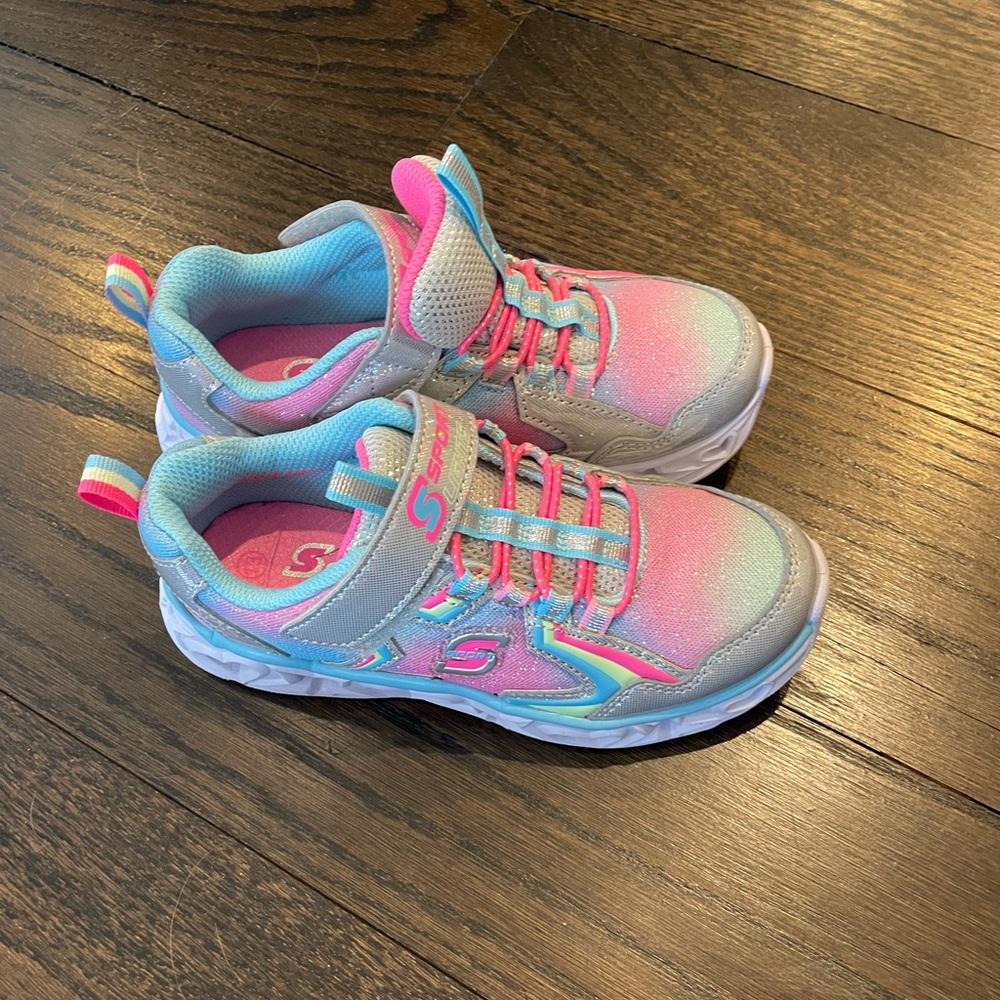 New (worn once) Skecher’s sneakers